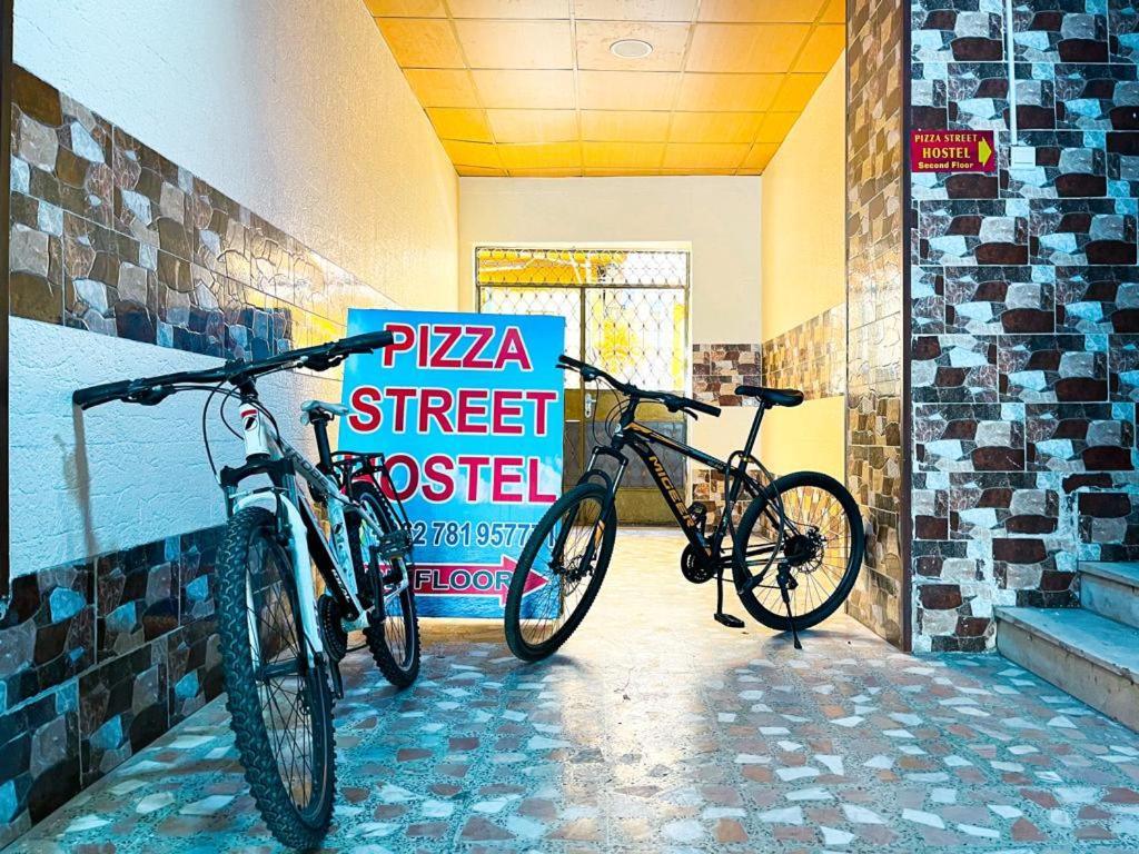 Pizza Street Hostel Aqaba Exterior foto